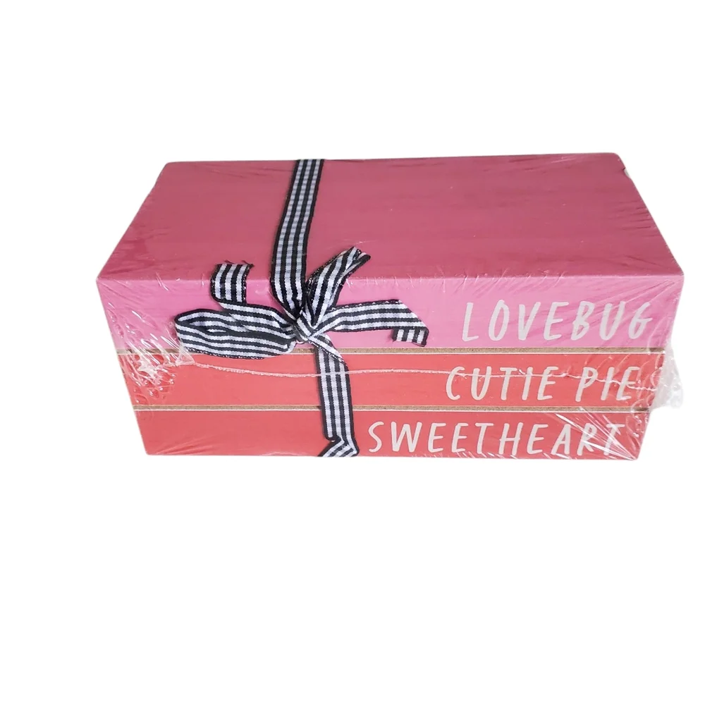 New Love-Themed Home Party Decor Set - Red and White Valentines